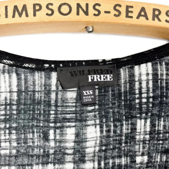 Aritzia Wilfred Free Womens XS Plaid V Scoop Neck T Shirt Black White Check Fall - Picture 3 of 5